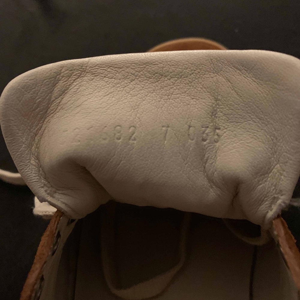 Shoes - Picture 6 of 7